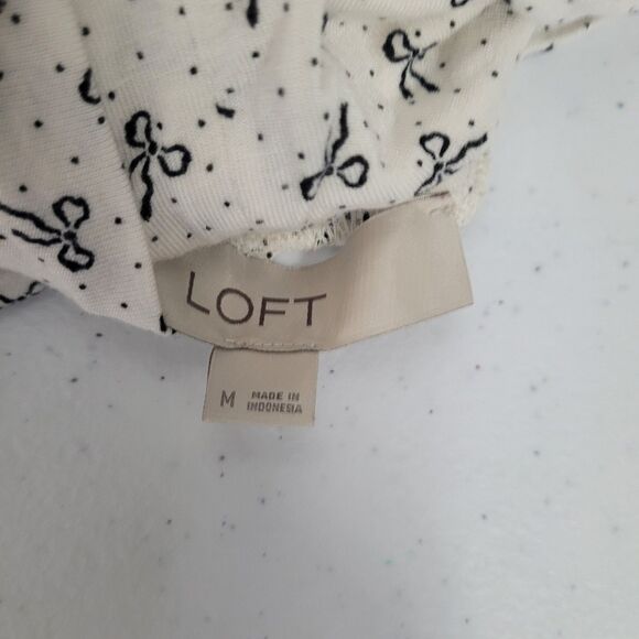 Loft Medium top bow graphic design holiday festive turtleneck stretch longsleeve - Picture 7 of 8